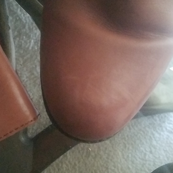 🎉Make an offer Tan Leather Boot - Picture 6 of 7